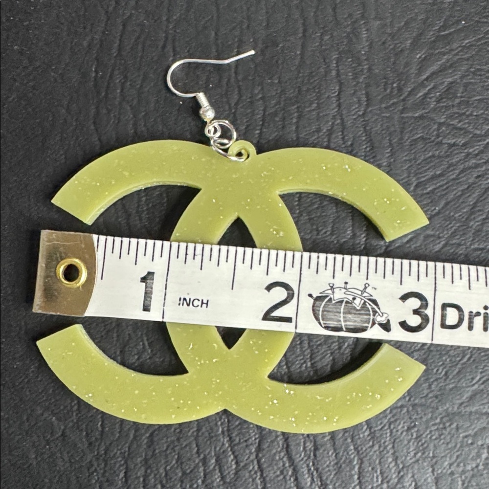 Streetwear Fashion Army Green Dangle Earrings - Picture 6 of 12